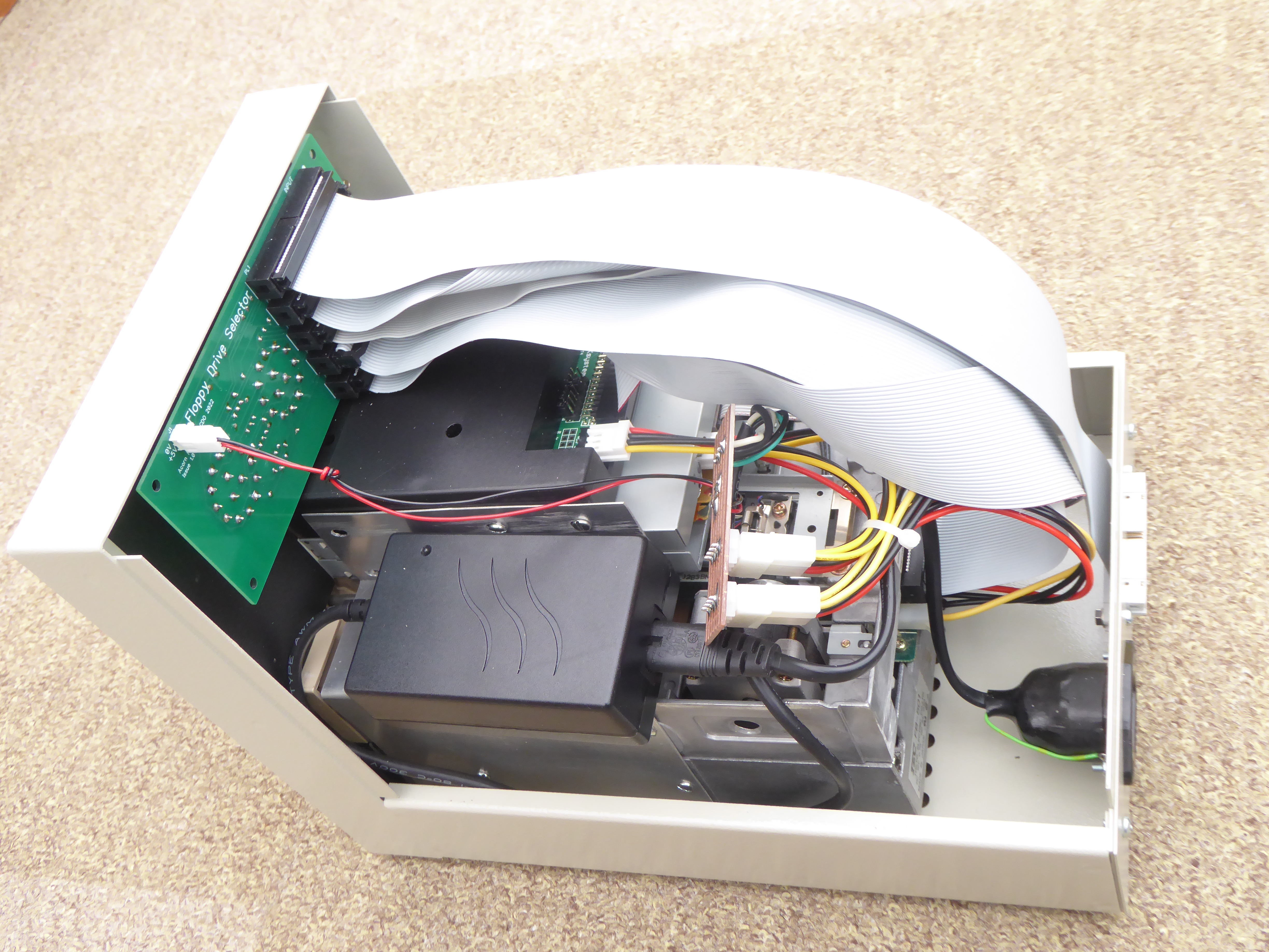 Quad Disk Drive Internal View 1